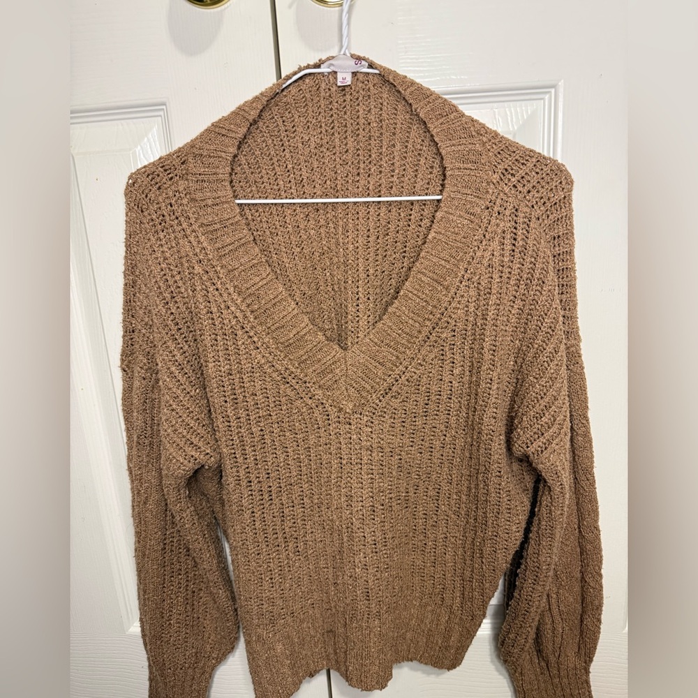 Chunky Knit V-Neck Sweater‎ | Cozy Open Knit | Neutral Tan/Camel Fall Layer